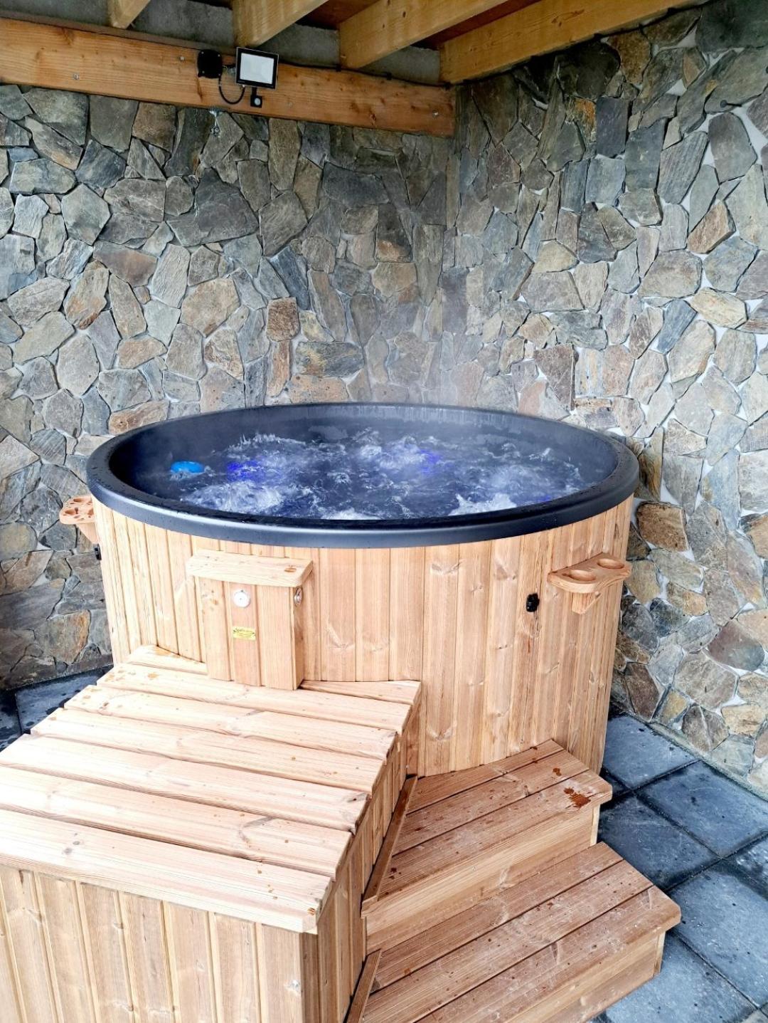 Osada Sierpnica - Uroczy Dom Z Kominkiem I Balia W Gorach Sowich Ngoại thất bức ảnh